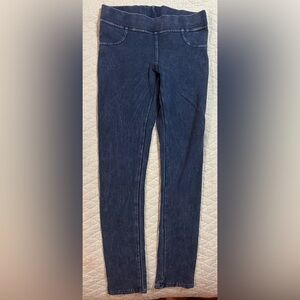 T2 Love girls leggings size 10 , used in a good condition